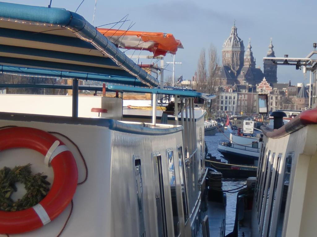 Hotelboat Fiep Амстердам Екстериор снимка